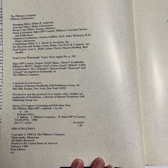 The Pillsbury Cookbook Set of Three Cookbooks Party Bake Off Chocolate Lovers - Picture 10 of 16